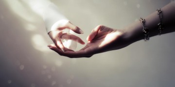 这算不算拥抱究竟是哪首歌？