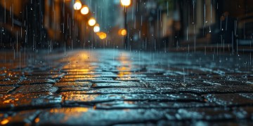 雨天对你思念更深究竟是哪首歌？