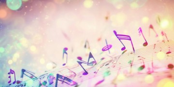 播放感谢你的回来到底是哪首歌？